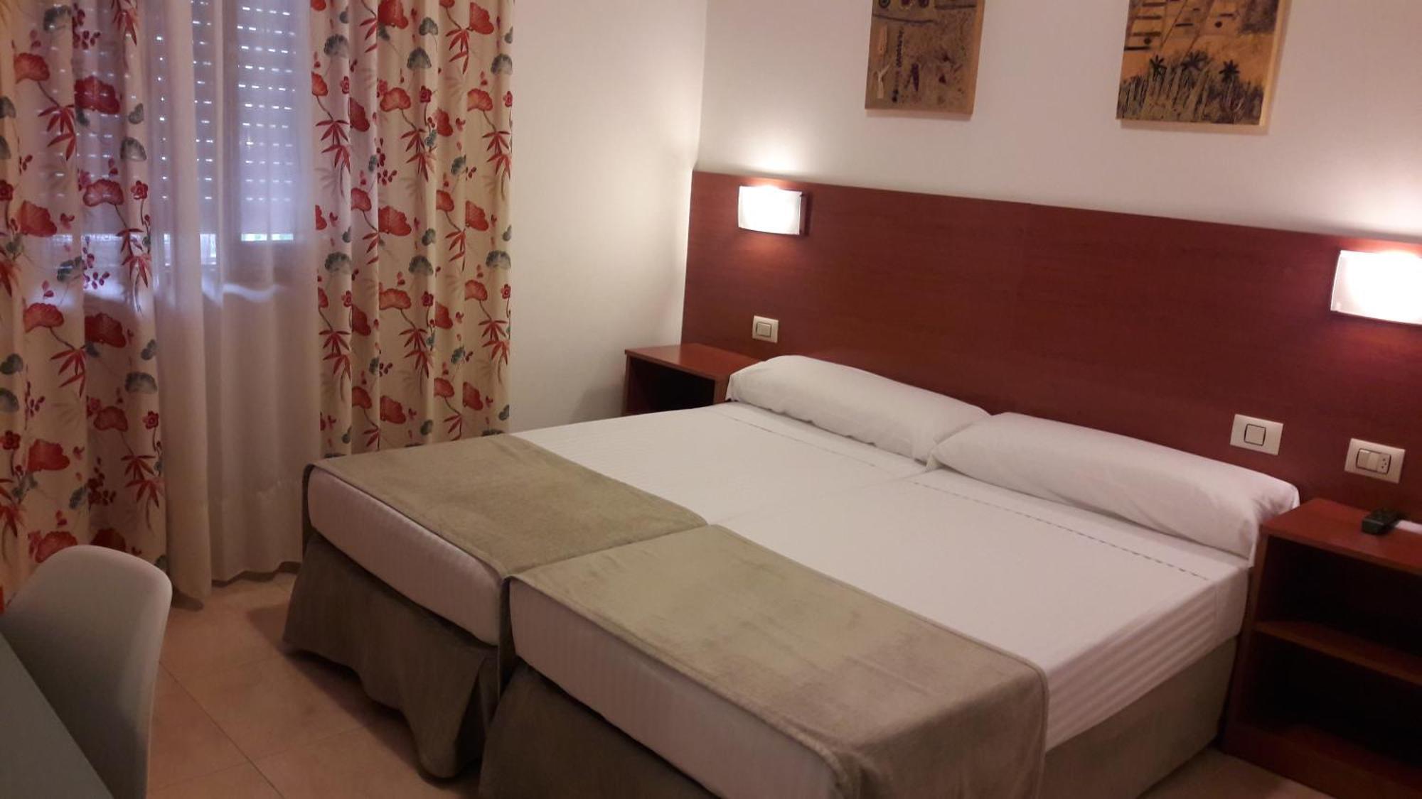 Hotel Torres Tourino سانكسينكسو المظهر الخارجي الصورة
