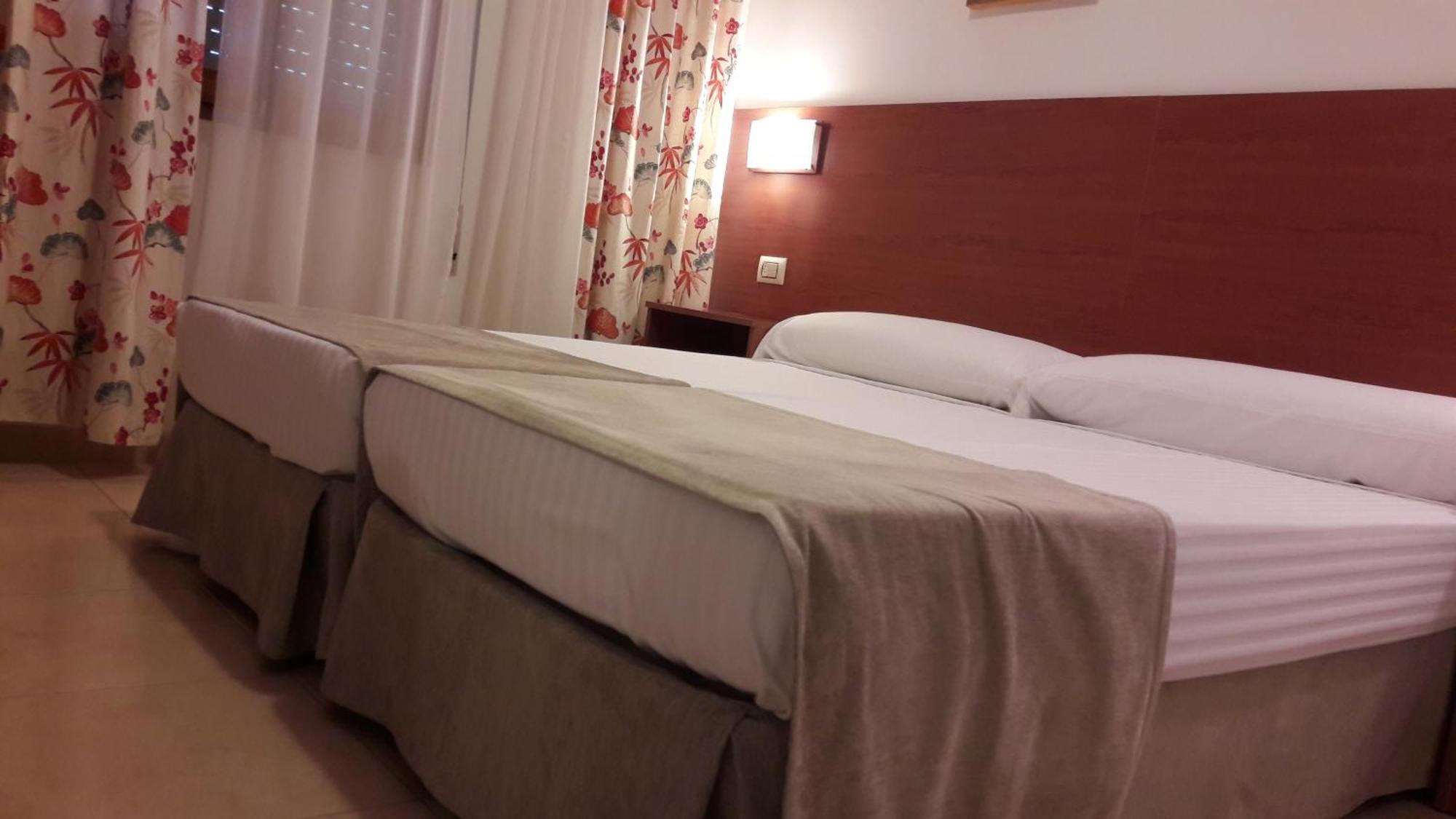 Hotel Torres Tourino سانكسينكسو المظهر الخارجي الصورة